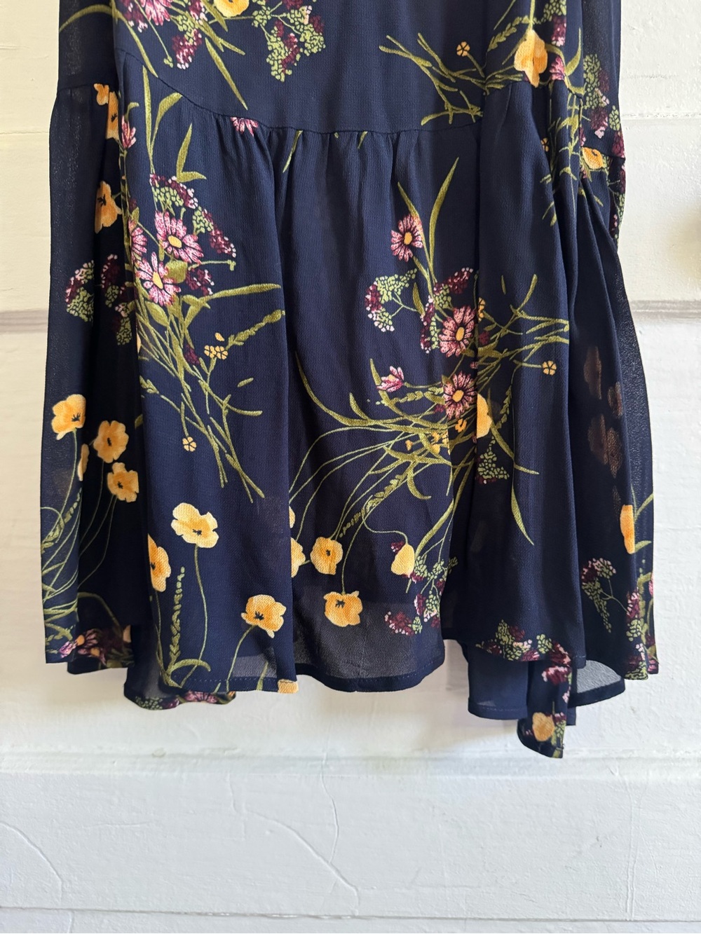 Reformation Niki Floral Tie-Shoulder Midi Dress - Picture 6 of 9